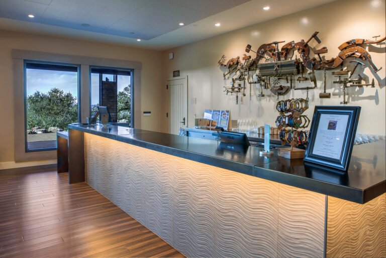 Lower-Bar-768x514
