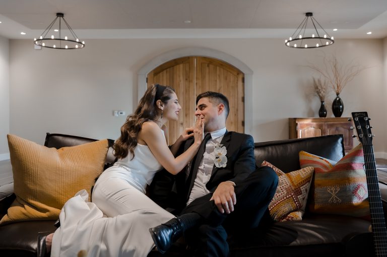 Wedding-Couple-Lounge-Set-Paradise-Ridge-Winery-Santa-Rosa-qkl3iicdg3juqjhoefk1yyo9kabpnqcauosus29hpo